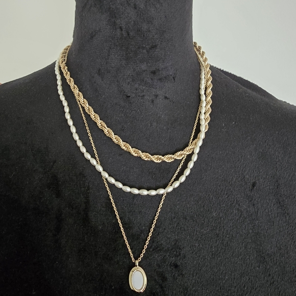 J. Crew Elegant Gold and White Necklace - Picture 2 of 4